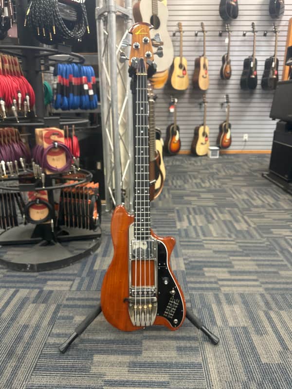 Ovation Magnum II