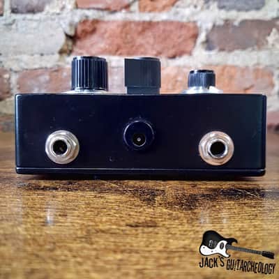Death By Audio Robot 8-Bit Transformer & Fuzz w/ Box *USED* (2020s - Black/White/Blue) image 8