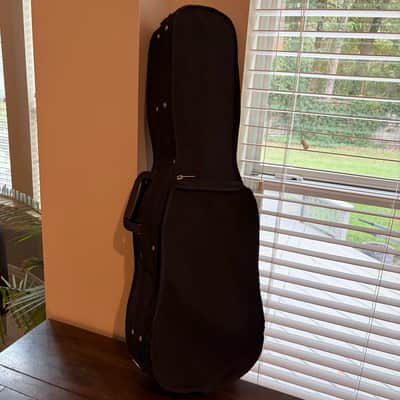 15-in Viola, Bow, Shoulder Rest, Case w/ Shoulder Strap LIKE NEW! image 8