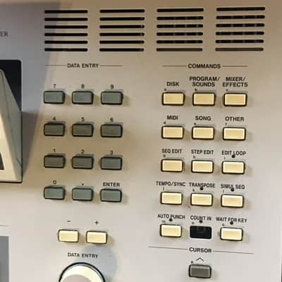 Akai MPC3000 Drum Machine 16Bit Analog Sampler Roger Linn +Iomega Zip+Disks image 8