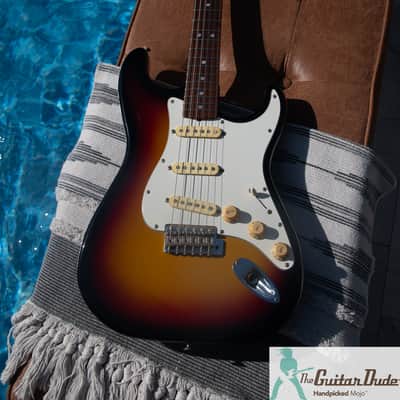 Immagine 1985 Tokai  Goldstar Sound TST-60 - 60's Strat Copy - Three Tone Sunburst _ Made in Japan - Pro Set Up w Perfect Frets/Action/Intonation! - 2