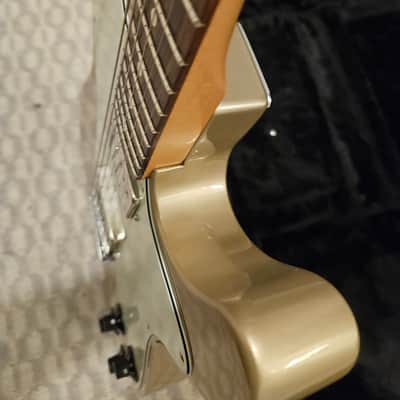 Fender Chris Shiflett Artist Series Signature Telecaster Deluxe 2016 - Present - Shoreline Gold image 6