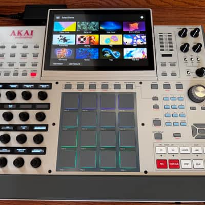 Akai MPC X Special Edition Standalone Sampler / Sequencer 2023 - Present - Grey image 1
