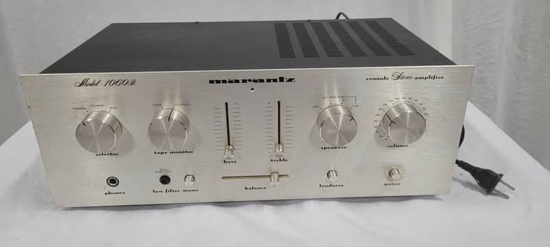 Marantz Model 1060B 30-Watt Stereo Solid-State Integrated Amplifier 1971 - 1976 - Silver with Wood Case image 1