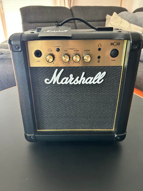 Marshall MG Carbon Fiber MG10CF 2-Channel 10-Watt 1x6.5" Solid State Guitar Combo 2011 - 2018 - Black Carbon Fiber image 1