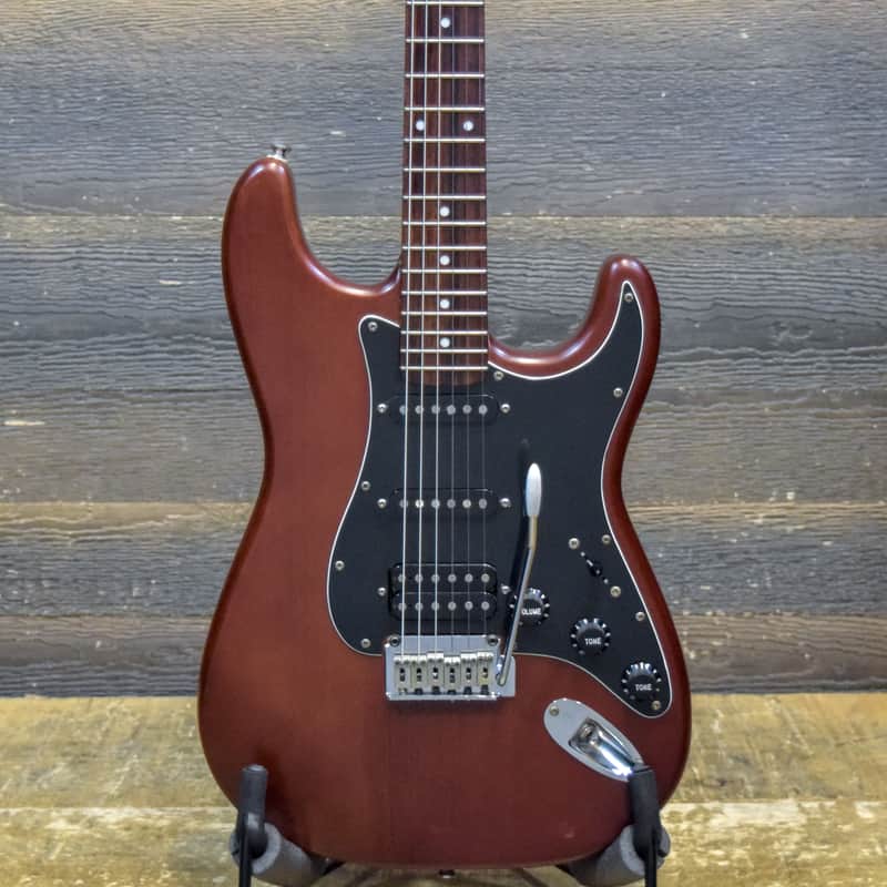 Squier by Fender Standard Fat Strat HSS Satin Walnut Electric