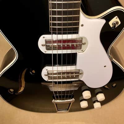 Silvertone/Harmony Espanada 1961 Black Lacquer w/ Free Shipping! image 3