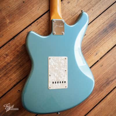 Fender Modern Player Marauder Lake Placid Blue 2011 image 3