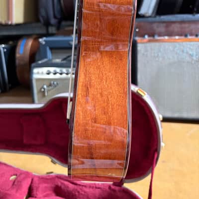 Hive Hornet Tenor Ukulele #13015 – Spruce / Mahogany – Gold Waverly Tuners – Ameritage Case image 12