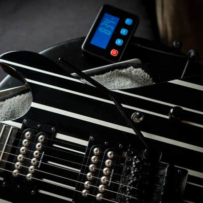 Schecter Synyster Gates Signature Synyster Custom with Seymour Duncan Pickups 2007 - 2015 - Black with Silver Pinstripes image 11