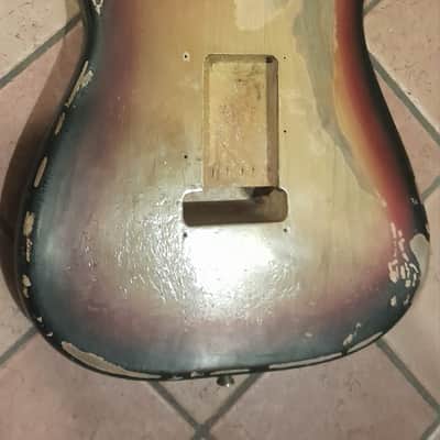 Fender Stratocaster Body 1962-1963 - Pre CBS sunburst Lightweight Alder Body image 11