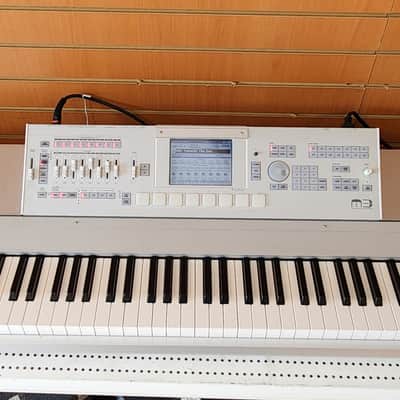 Korg M3 88 2010s - Gray