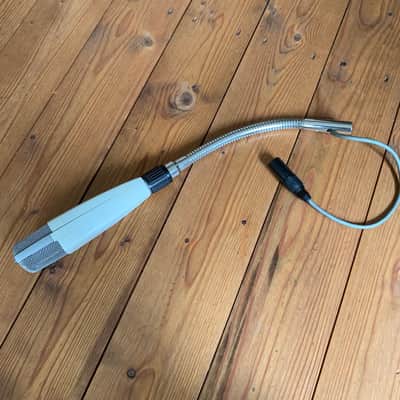Sennheiser MD 421-2 Cardioid Vintage Dynamic Microphone 1960s - 1970s - White image 17