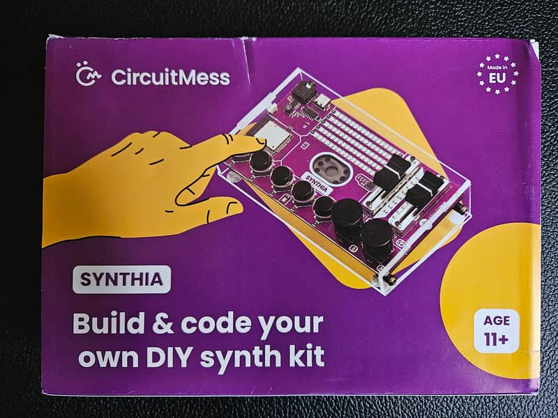 CircuitMess Synthia 2022 - Purple image 1