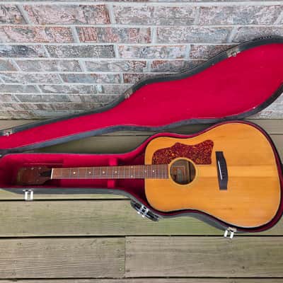 Vintage 1970's Gibson J-50 Deluxe Acoustic Guitar Project w/ Softshell Case! image 2