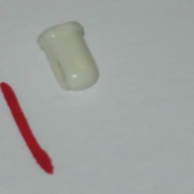 FIVE USED Slider CAPS for GE7 Equalizer or GE7B Bass Equalizer [all caps have visible cracks: 3 caps have hair-line cracks / one cap slightly wider crack(s) / one cap has bigger gap-crack(s)] AS IS & 1 new grommet image 6