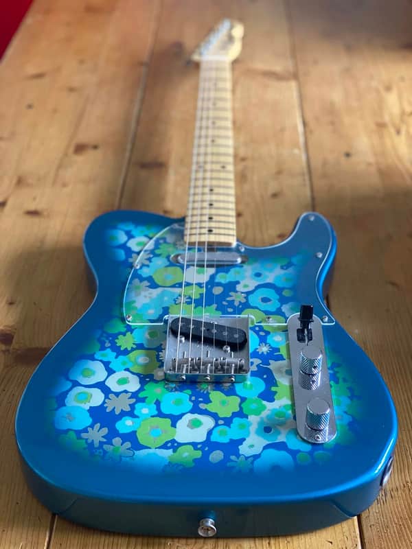 Fender Limited Edition FSR Classic '69 Telecaster MIJ Blue Flower