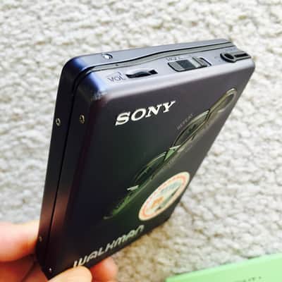 Sony WM-EX600 Walkman Cassette Player, Cool Gun Grey !!! Working Great !!! image 3