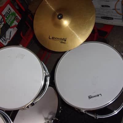 Legion by Peace Jet Black 5 Pc. Drum Set 4 Cymbals, Hi Hat stand +2 more Stands Bass Pedal + Throne image 7