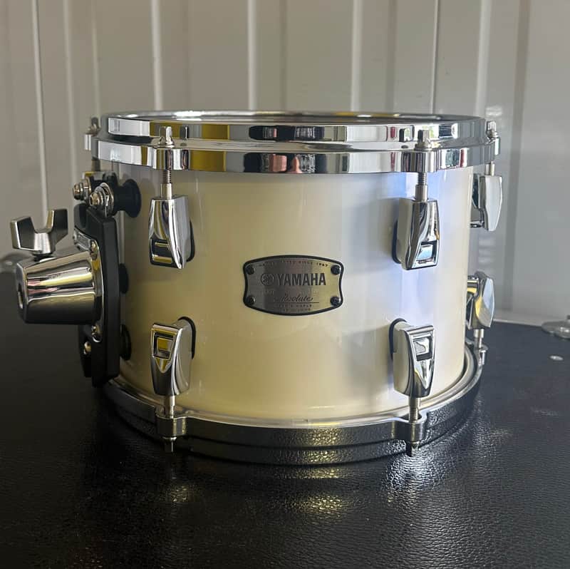 Yamaha AMT-1007 Absolute Hybrid Maple 10x7" Rack Tom - Polar White image 1