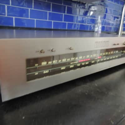Luxman T-4 90'S? - Silver image 2