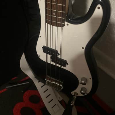 FENDER P-BASS JUNIOR RARE! Jr Precision 4-String Bass + Ashtray