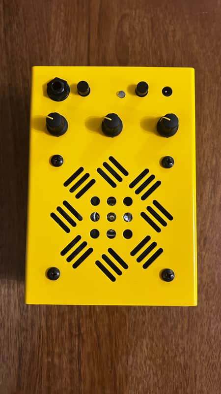 Critter & Guitari Third Man Hardware Terz 15-Watt 1x4" Amplifier 2022 - Yellow image 1