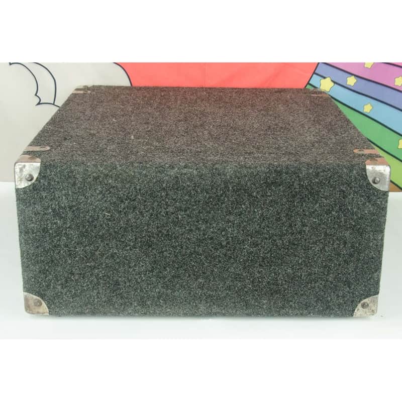 Used 4 space Rack Box image 1