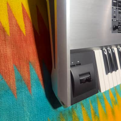 Roland Fantom-G7 76-Key Workstation Keyboard 2008 - 2010 - Silver image 6
