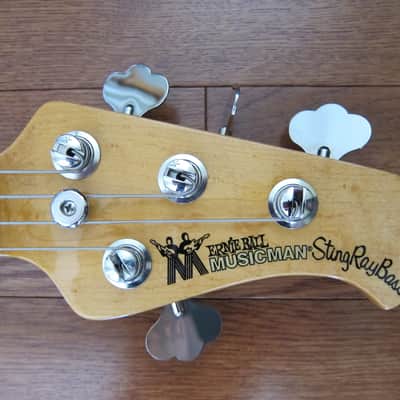 Ernie Ball/Musicman Stingray Classic Active/Passive image 6