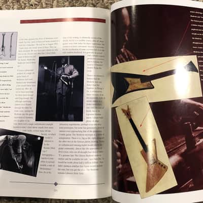 Gibson Guitars 100 Years of an American Icon - Walter Carter - 2003 image 5