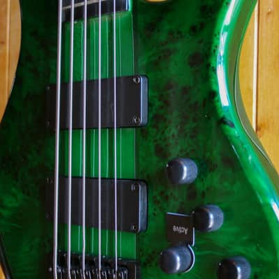 Inyen IBP-500 5 String Bass Guitar - Trans Green *Showroom Condition image 7