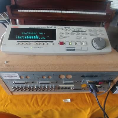 Fostex D-160 16 CH Digital Recorder 1990's w/accessories image 2
