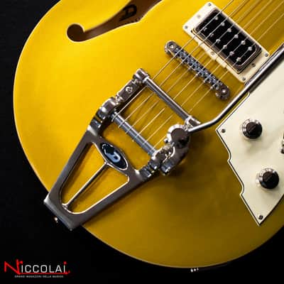 DUESENBERG Starplayer Tv Gold Top image 7