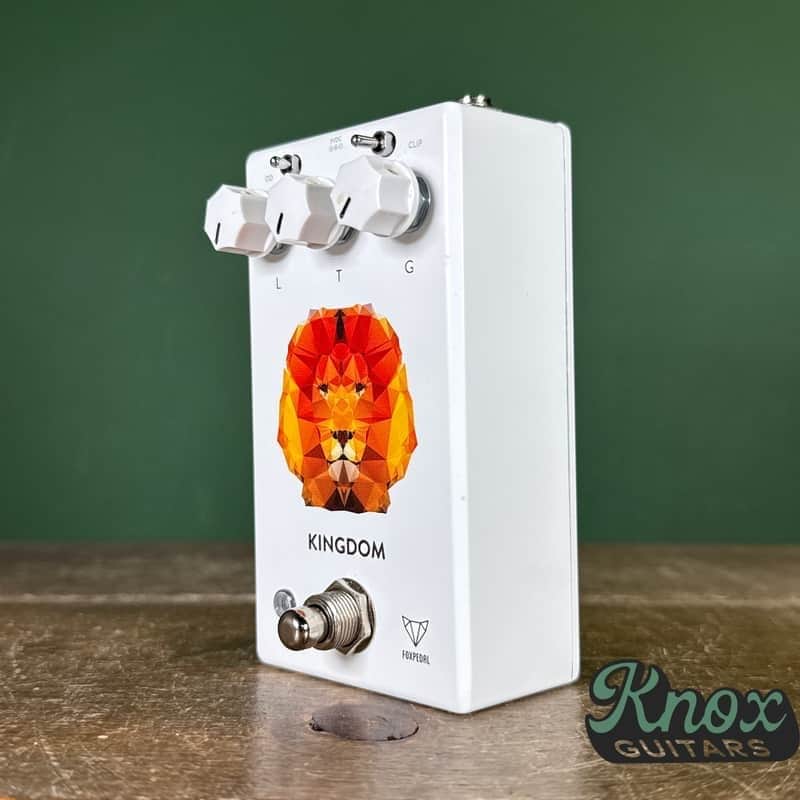 Foxpedal Kingdom V2 'Lion Graphic' - White - A Fair Price for a Great Pedal