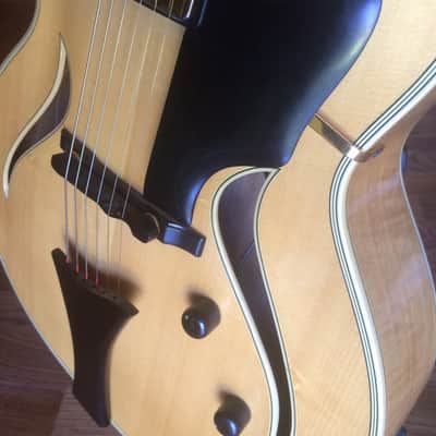 Hofner Jazzica Carved Top Jazz Guitar w/ Hardshell case- German made, very acoustically resonant image 16