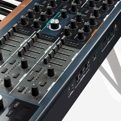 Arturia Polybrute USB MIDI 6-voice 61-Key Polyphonic Analog Morphing Synthesizer image 7