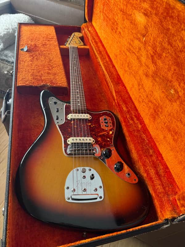 Original 1965 Fender Jaguar - Sunburst Very Clean In Original Case