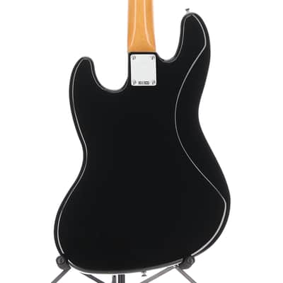 Fender Vintera III Early '70s Jazz Bass, Rosewood Fingerboard, Black (AA9)(31016) (31016) image 2