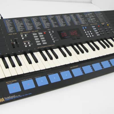 Vintage Yamaha PSS 680 2 Operator FM Portasound Synthesizer w MIDI
