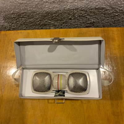 Grundig GDSM 202 Stereo Dynamic Microphone 1960s - White image 1