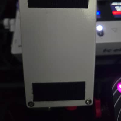 Frost Giant Electronics Little Acid Fuzz 2022 - Present - Pearl White image 2