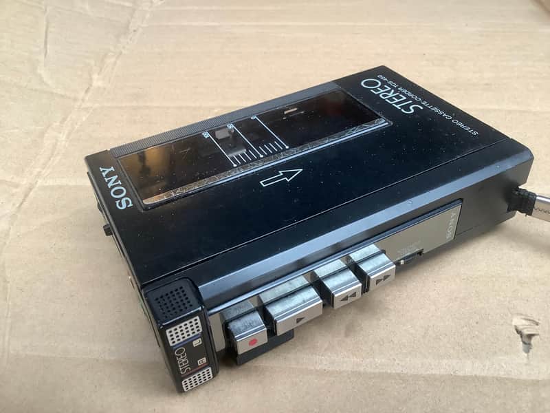 Sony Walkman TCS 450 vintage made in Japan stereo recording walkman image 1