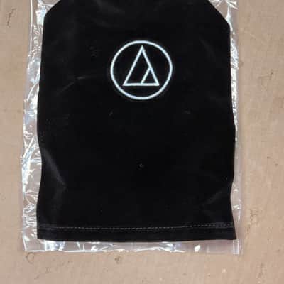 Audio-Technica AT4033a Cardioid Condenser Microphone image 8