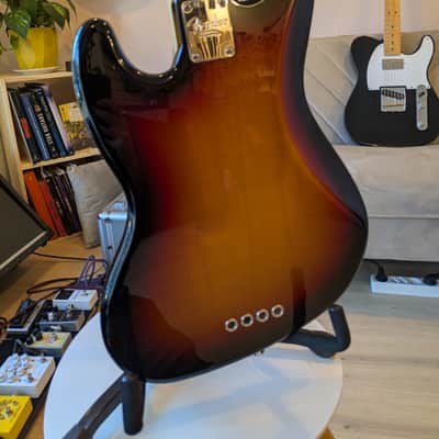 Fender Jazz Bass 2011 - Sunburst image 5
