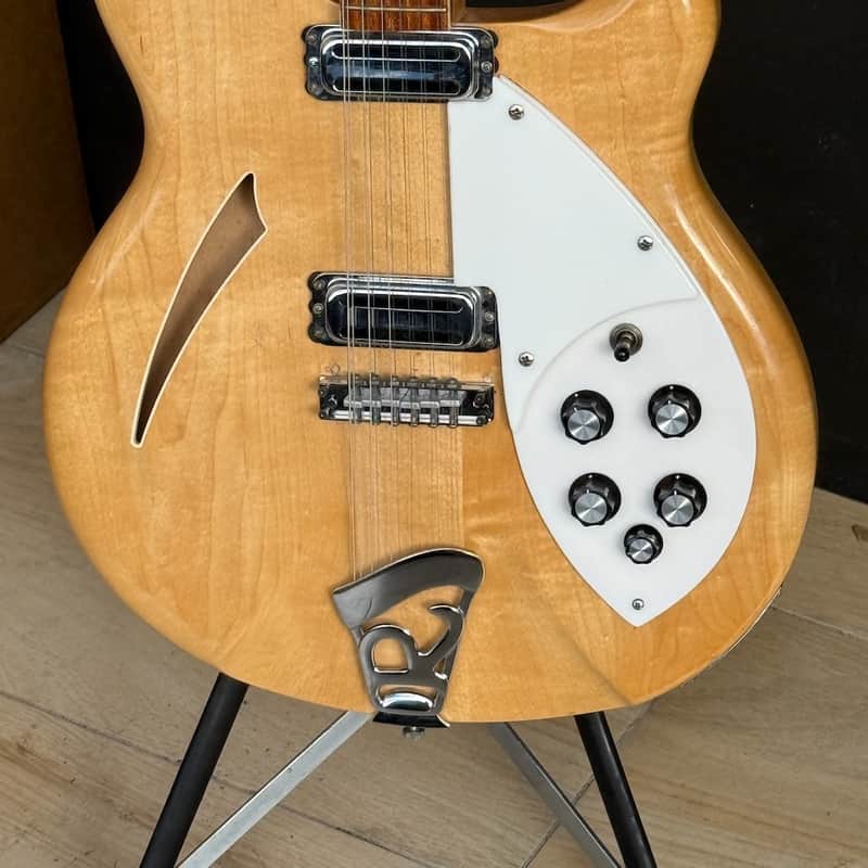 1965 Rickenbacker 360/12 Mapleglo