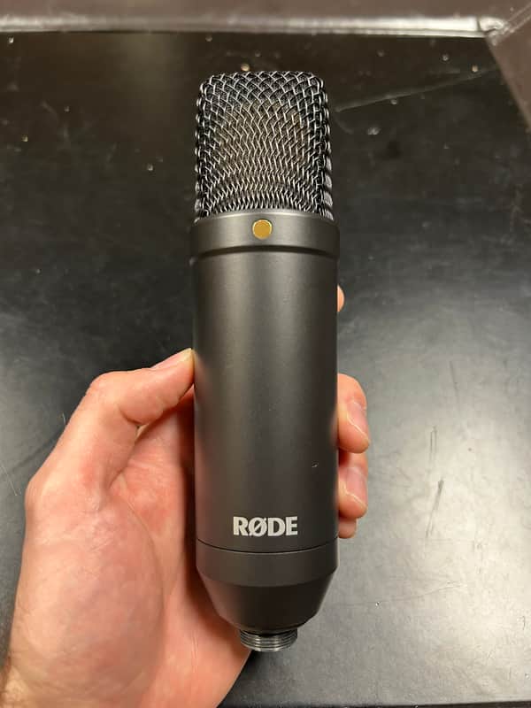 RODE NT-1 KIT with Shockmount and Pop Filter 2010s - Black image 1