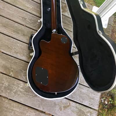 RARE Fender Squier M-77 M77 Goldtop Les Paul Singlecut style electric guitar w/ Gator case image 9