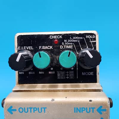 1987 Boss DD-3 Version 1 Digital Delay Guitar Effect Pedal Long Chip MIJ Japan Blue Label Bass image 2