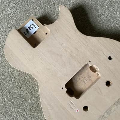 Mini DIY Solid Mahogany Guitar Single Cut Body image 4